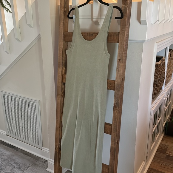 Amazon The Drop Women's Yasmin Side-Slit Midi Sweater Tank Dress - Picture 4 of 9